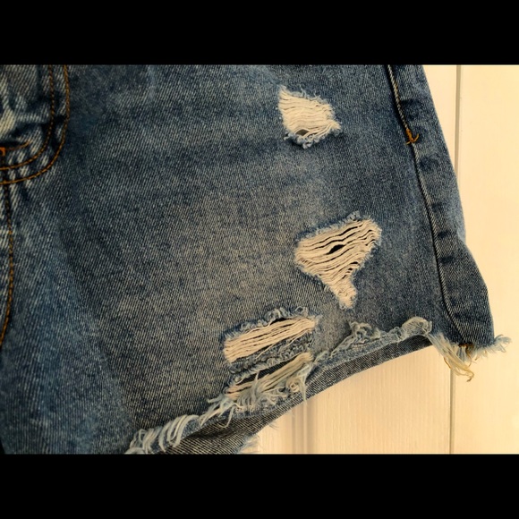 Forever 21 Mid Rise Blue Short Shorts Size 28 - Picture 2 of 7